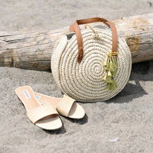 Tassled Circle Tote Beach